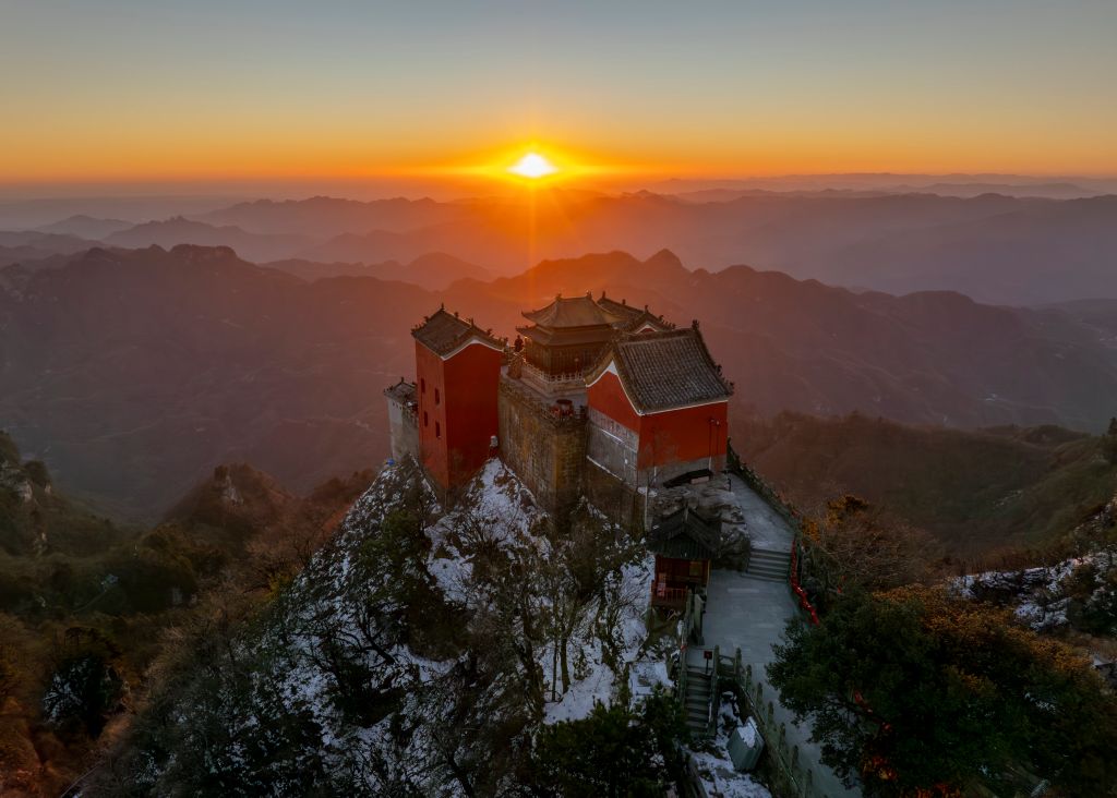 bw必威西汉姆联官方网站展示图片